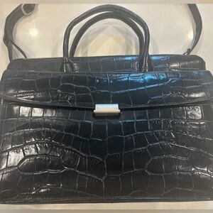 Wilson’s Leather women’s briefcase Alligator print. Absolutely gorgeous! Black